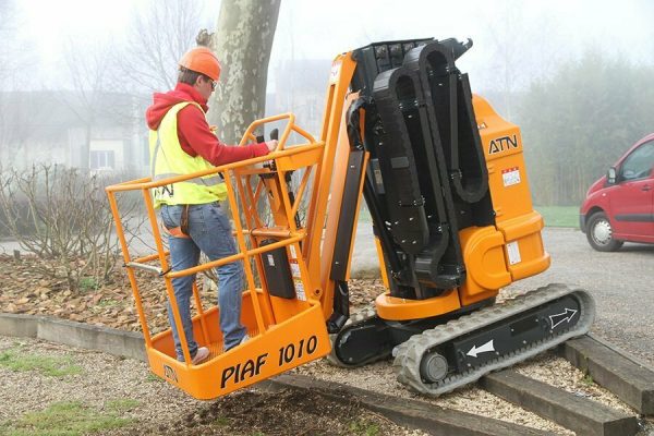 ATN Vertical Mast Boom Lift Piaf 1010 3